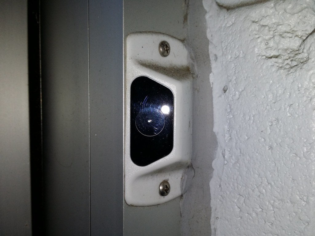 Seguridad para comercios: cámaras, alarma, red y continuidad