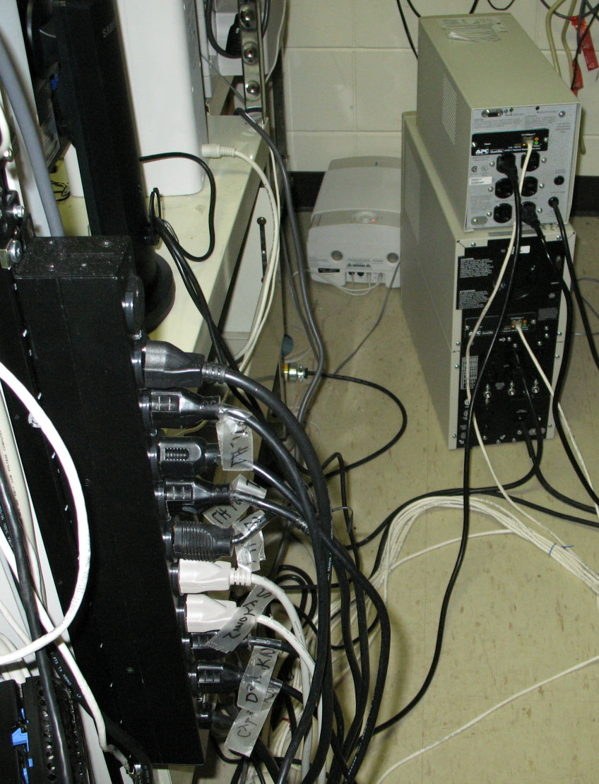 PDU para rack: distribución eléctrica ordenada y segura
