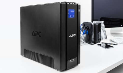 APC Back-UPS Pro sistema de alimentación ininterrumpida (UPS) Línea interactiva 1,5 kVA 865 W 6 salidas AC - imagen 3