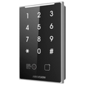 HIKVISION DS-K1109DKB-QR - Lector de acceso - Acceso por tarjeta MF DESFire, QR y PIN - Indicador LED y acústico - Wiegand 26/34 | RS485 - Compatible con controladoras Hikvision - Apto para exterior IP65
