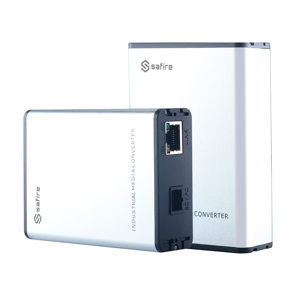 SAFIRE SF-MC1GE-SC-20KM - Safire Kit (2) conversor de medios industrial - 1x Puerto Ethernet RJ45 - 1x Conector SC Simplex - Gigabit Ethernet 10/100/1000Mbps - 20Km Distancia Transmisión Fibra - Alimentación AC100-240V o DC5V1A