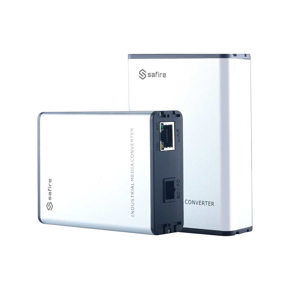 SAFIRE SF-MC1GE-SC-3KM - Safire Kit (2) conversor de medios industrial - 1x Puerto Ethernet RJ45 - 1x Conector SC Simplex - Gigabit Ethernet 10/100/1000Mbps - 3Km Distancia Transmisión Fibra - Alimentación AC100-240V o DC5V1A