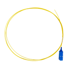 SAFIRE SF-SC-UPC-OS2-0015M-D09-Y - Pigtail de fibra óptica simplex - Fibra monomodo G657A2 de alto rendimiento - Conector SC con pulido UPC - Diámetro ultrafino de 0.9 mm (tight buffer) - Longitud exacta de 1.5 metros - Cubierta exterior LSZH color amaril - imagen 1