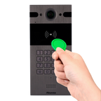 AKUVOX AK-R25K - Videoportero IP en superficie - Cámara 4 Mpx gran angular | Audio bidireccional - Apertura con tarjeta EM/MF, NFC y PIN | 2 relés - Códigos temporales | PoE, SIP estándar - Mantenimiento Cloud - Conexión de monitor y placas a través de Cl - imagen 2