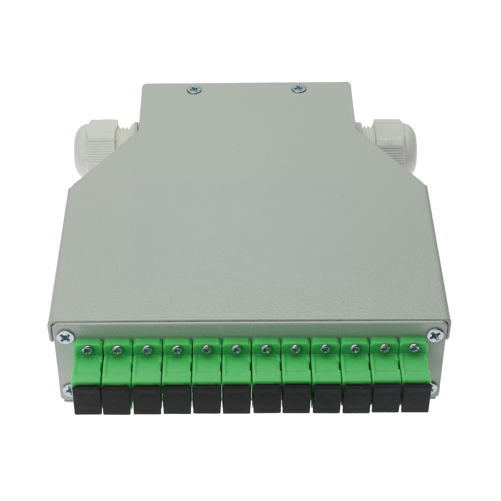 MARCA BLANCA FIBERBOX-DIN-12-SC-APC - Caja de distribución de fibra para carril DIN - Incluye 12 adaptadores SC simplex preinstalados - Pulido APC para baja pérdida de señal óptica - Bandeja de empalme interna integrada - Se suministra vacía, sin pigtails - imagen 2