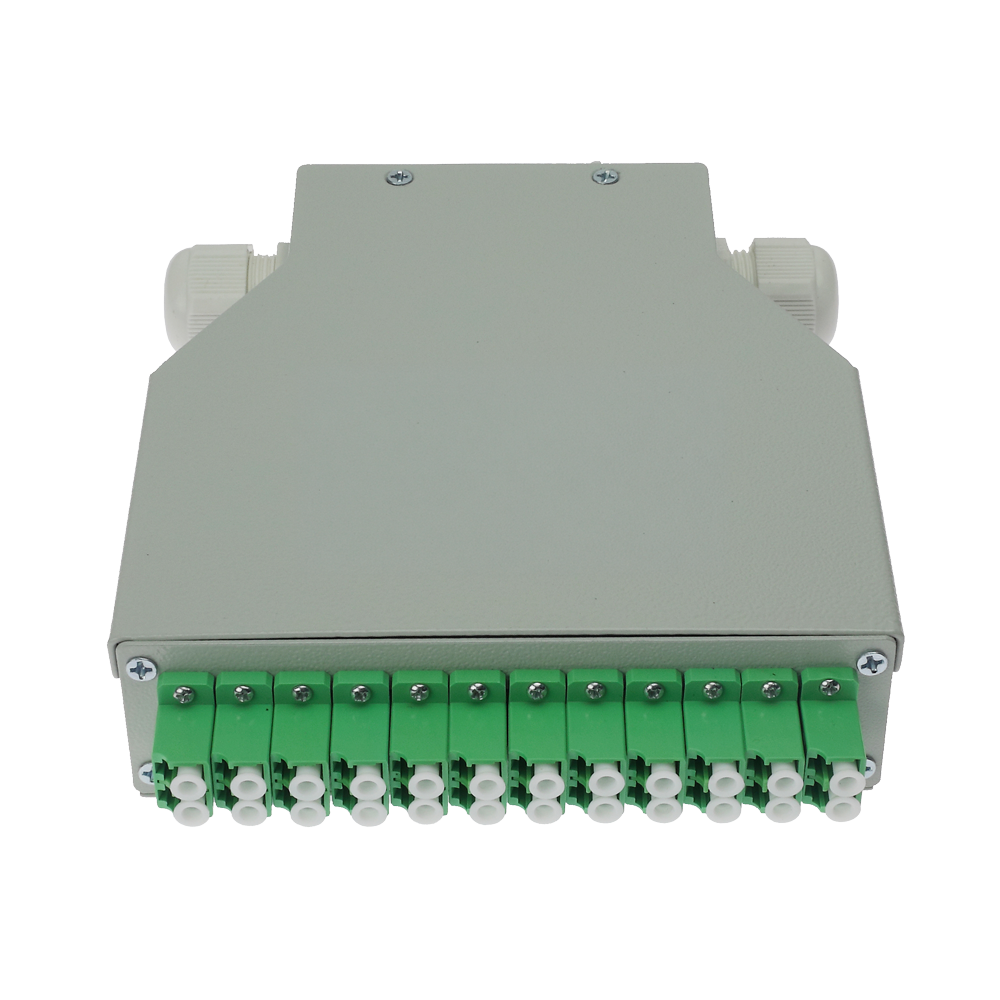 MARCA BLANCA FIBERBOX-DIN-12-LC-APC - Caja de distribución de fibra para carril DIN - Incluye 12 adaptadores LC dúplex preinstalados - Pulido APC para baja pérdida de señal óptica - Bandeja de empalme interna integrada - Se suministra vacía, sin pigtails - imagen 2