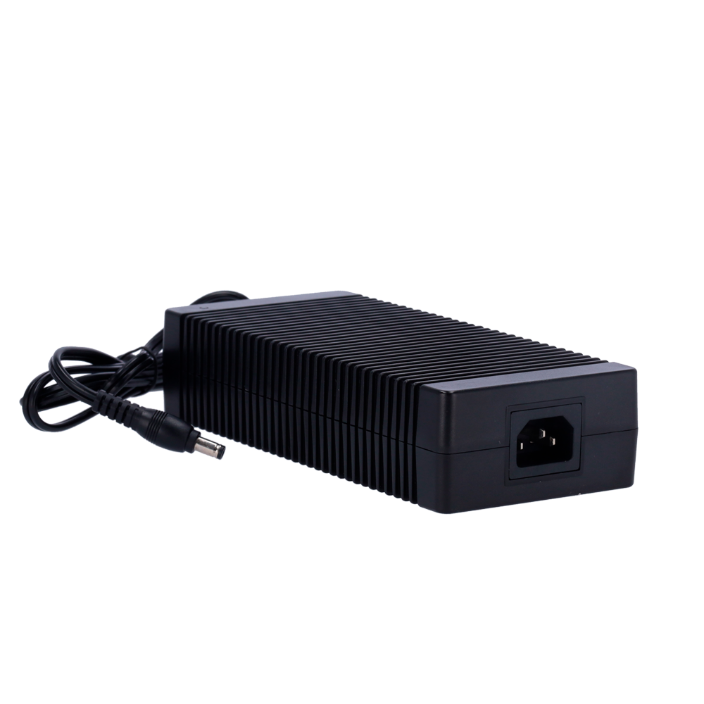 MARCA BLANCA DC5230 - Adaptador de corriente AC/DC - Potencia de salida masiva y estable de 156W - Suministro continuo regulado de 52V / 3A - Entrada flexible AC 100-240V a 50/60 Hz - Conector de salida estándar de 5.5 x 2.1 x 11 mm - Rango térmico operat - imagen 3
